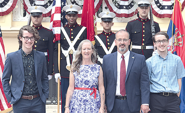 Амбасадор САД Годфри путем фејсбука прославио Дан независности: Још јаче партнерство са Србијом